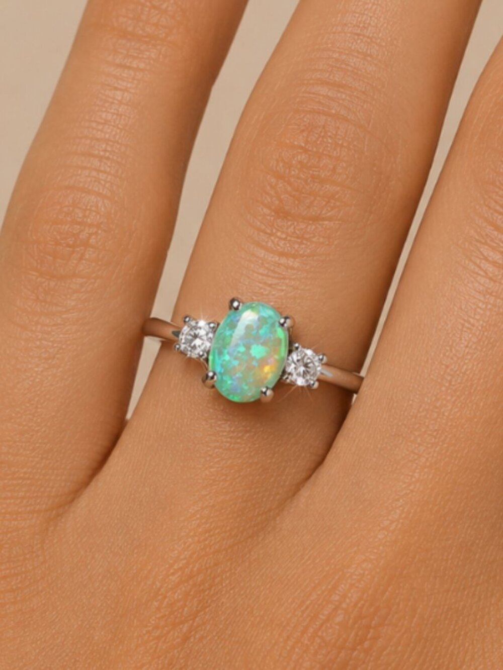 NEW 18k White Gold Green Fire Opal Diamond Ring Band